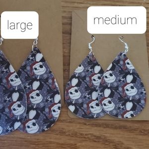 1 pair of Nightmare Before Christmas earrings